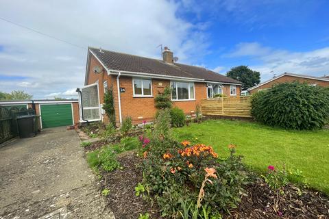 2 bedroom semi-detached bungalow for sale, Chapel Lane, Scarborough YO11