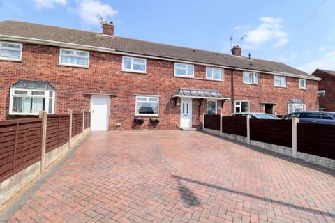 3 bedroom terraced house for sale, Enderby Road, Scunthorpe