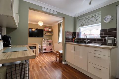 3 bedroom terraced house for sale, Enderby Road, Scunthorpe