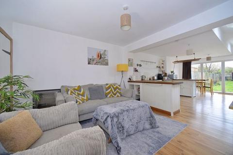 5 Alfold Road, Cranleigh, GU6 8NQ