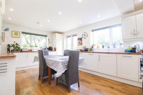 5 bedroom detached house for sale, Roxton Road, Bedford MK44