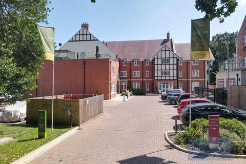 2 bedroom apartment for sale, The Canopy, Lambourne Road, Chigwell IG7