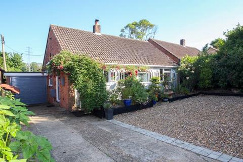 2 bedroom detached bungalow for sale, Westfield Lane, Etchinghill