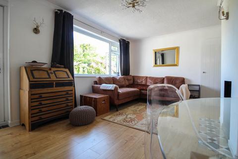 2 bedroom detached bungalow for sale, Etchinghill OIEO £425,000