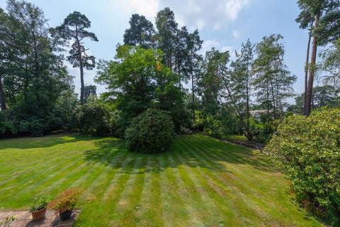 5 bedroom property with land for sale, Virginia Drive, Virginia Water GU25