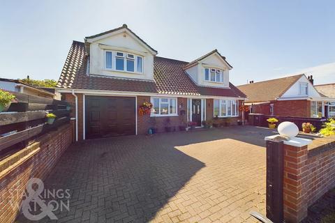 4 bedroom chalet for sale, The Esplanade, Scratby, Great Yarmouth