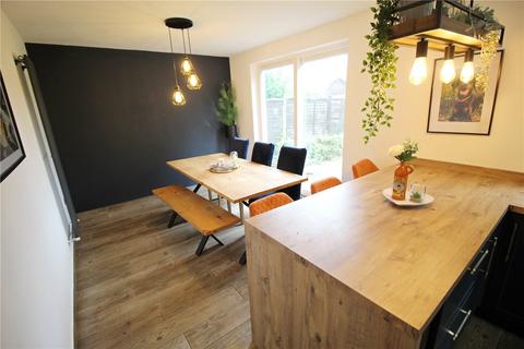 16 Brownlow Drive, Deeping St James, Peterborough, PE6 8HL