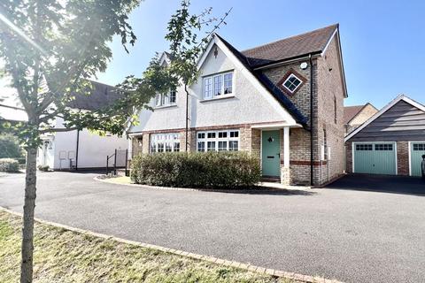 3 bedroom semi-detached house for sale, Blacklands Rise, Calne SN11