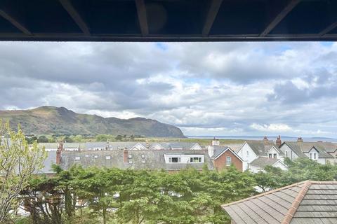 2 bedroom apartment for sale, Deganwy Road, Deganwy