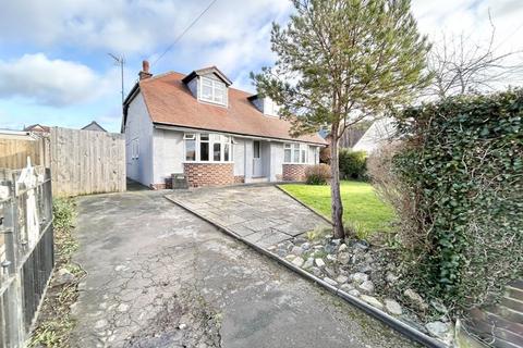 3 bedroom detached house for sale, St. Hilarys Drive, Deganwy