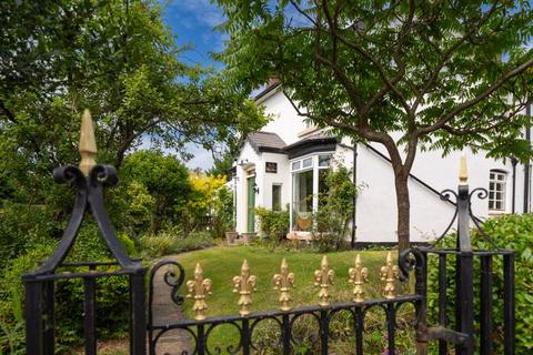 2 bedroom detached house for sale, Cobden Street, Stourbridge DY8