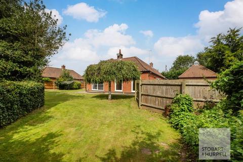 4 bedroom detached bungalow for sale, Hall Road, Norwich NR12