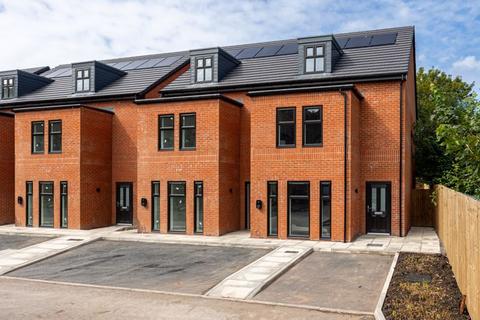 4 bedroom townhouse to rent, Plot 4 Town House Cotton Gardens, Vernon Street, Bolton *NEW BUILD PROPERTY*