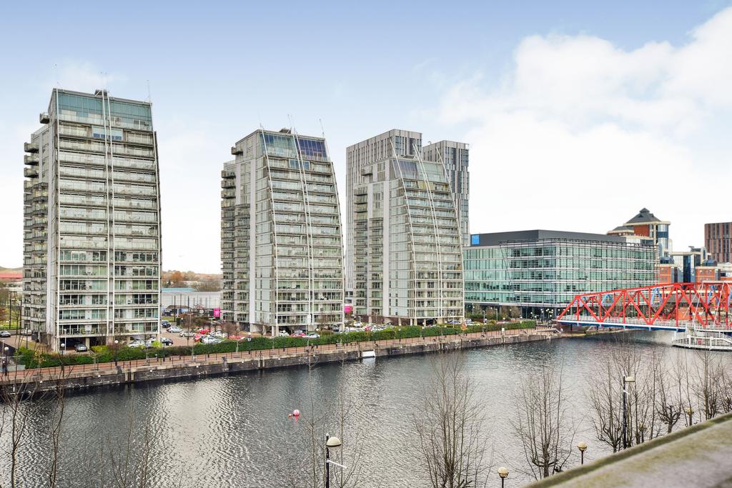 NV Buildings, The Quays, Salford, M50 2 bed apartment - £1,195 pcm (£ ...