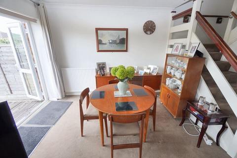 3 bedroom terraced house for sale, Nelson Close, High Wycombe HP13