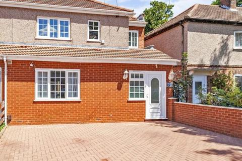 5 bedroom semi-detached house for sale, Northern Road, Slough, SL2 1LS