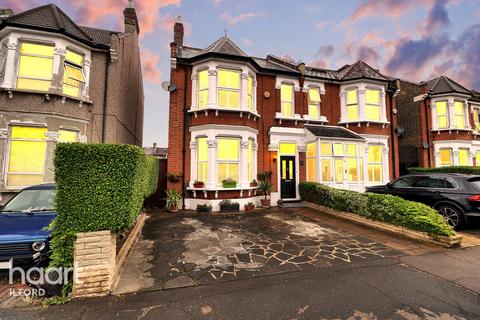 4 bedroom semi-detached house for sale, Coventry Road, Ilford