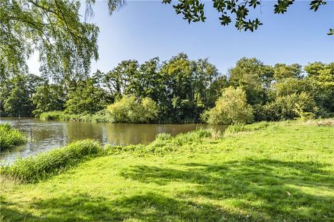 2 bedroom apartment for sale, Beechcroft Manor, Weybridge, Surrey