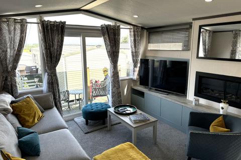 2 bedroom static caravan for sale, Merlewood Country Park, Cartford Lane, Little Eccleston, Preston