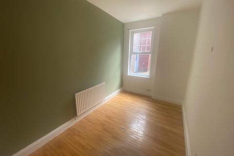 2 bedroom ground floor flat to rent, Wharton Street, South Shields, NE33