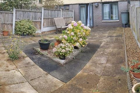 3 bedroom maisonette for sale, Fitzpatrick Road, London, SW9 7AZ