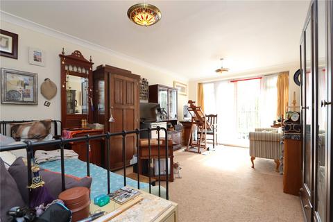 3 bedroom terraced house for sale, Waterside, Peartree Bridge, Milton Keynes, Buckinghamshire, MK6