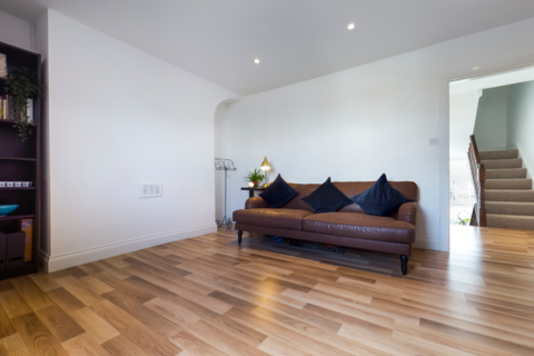 2 bedroom flat to rent, Lower Road, London, SE8