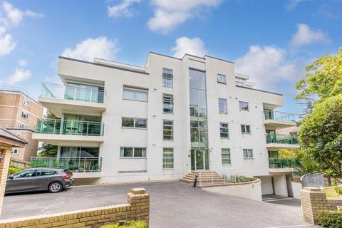 2 bedroom penthouse to rent, Seldown Road, Poole