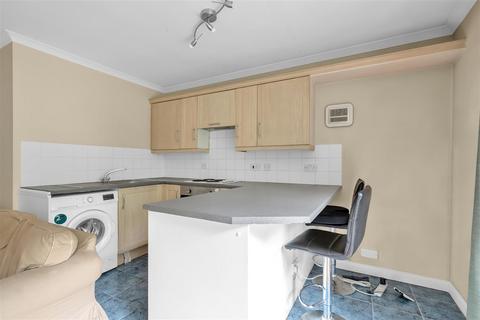 1 bedroom flat to rent, Pratt Street, London