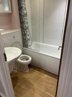 2 bedroom flat to rent, Toronto Road, Bristol