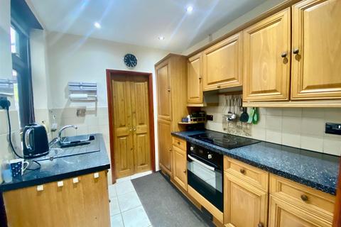 3 bedroom house for sale, Belsize Avenue, Peterborough