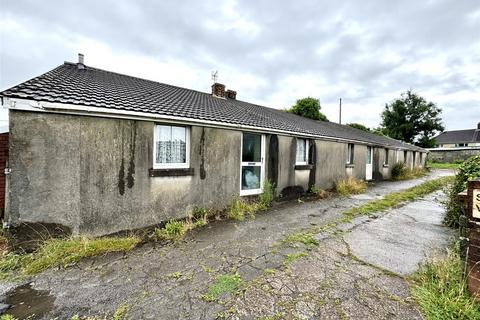 2 bedroom detached house for sale, Longford, Neath