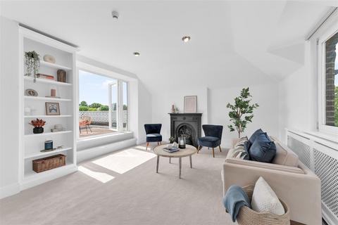 19b Shortlands Grove, Bromley, BR2 0LS