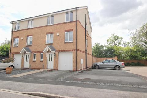 4 bedroom semi-detached house for sale, Merchant Way, Cottingham