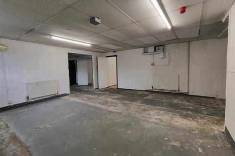 Industrial unit to rent, Colne Valley Business Park, Linthwaite, Huddersfield