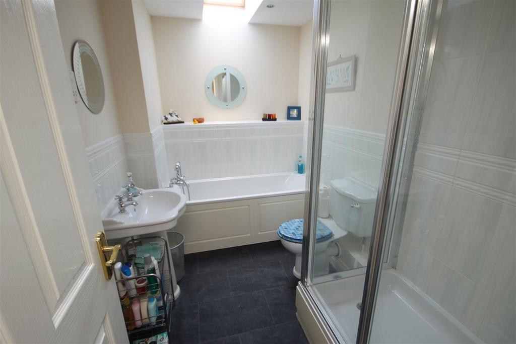 Family bathroom
