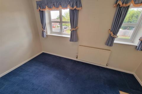 27 Laburnum Close, Hollywood, Birmingham, B47 5QW