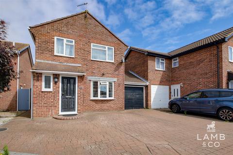 4 bedroom detached house for sale, Ottershaw Way, Clacton-On-Sea CO16