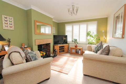 3 bedroom end of terrace house for sale, Dale Park Avenue, Carshalton SM5