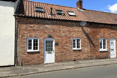 1 bedroom cottage for sale, The Old Barn, Wetsyke Lane, Balderton, Newark