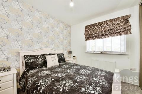 2 Warham Close, Cheshunt, Waltham Cross, EN8 9FJ