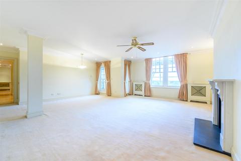 3 bedroom flat to rent, Frognal Rise, Hampstead, NW3