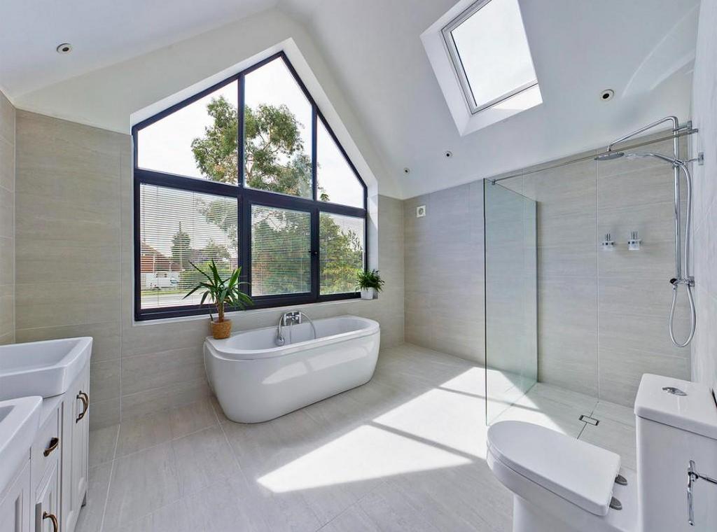 Bath 3.jpg