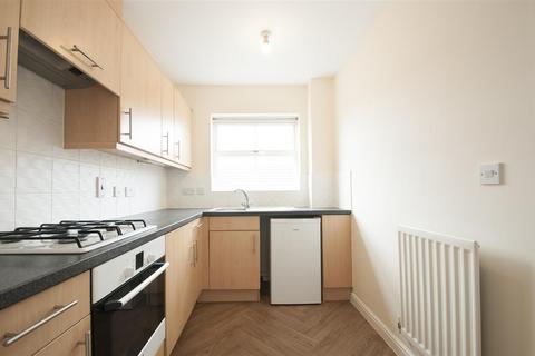 2 bedroom apartment for sale, Tracy Avenue, Langley, Berkshire