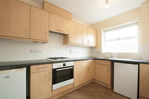 2 bedroom apartment for sale, Tracy Avenue, Langley, Berkshire