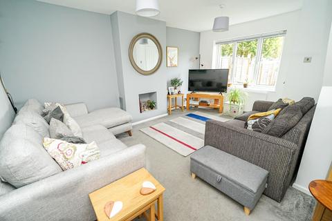 2 bedroom terraced house for sale, Hornbeam Close, Leighton Buzzard