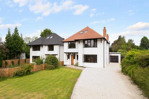 5 bedroom detached house for sale, Nork Way, Banstead