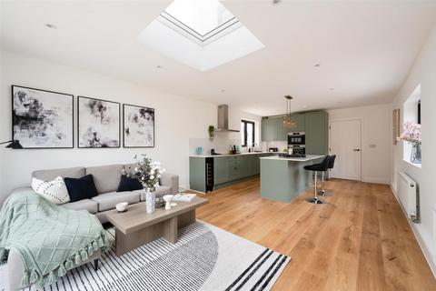59 Nork Way, Banstead, SM7 1HL