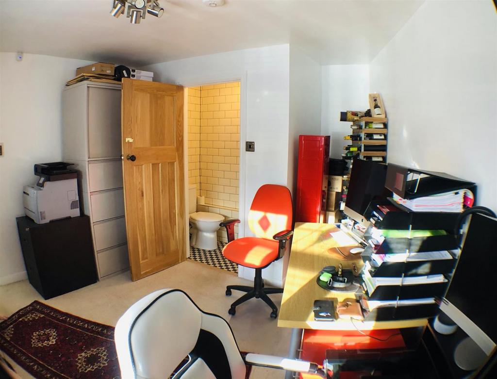 Ground floor bedroom/family room
