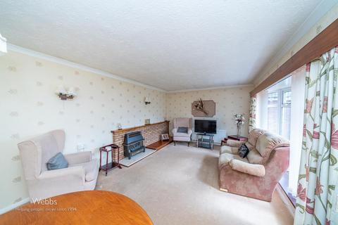 2 bedroom detached bungalow for sale, Thurlstone Road, Walsall WS3